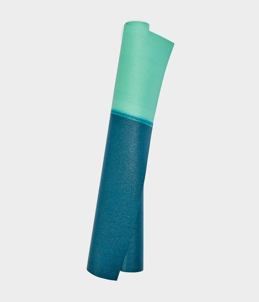 Travel yoga mat